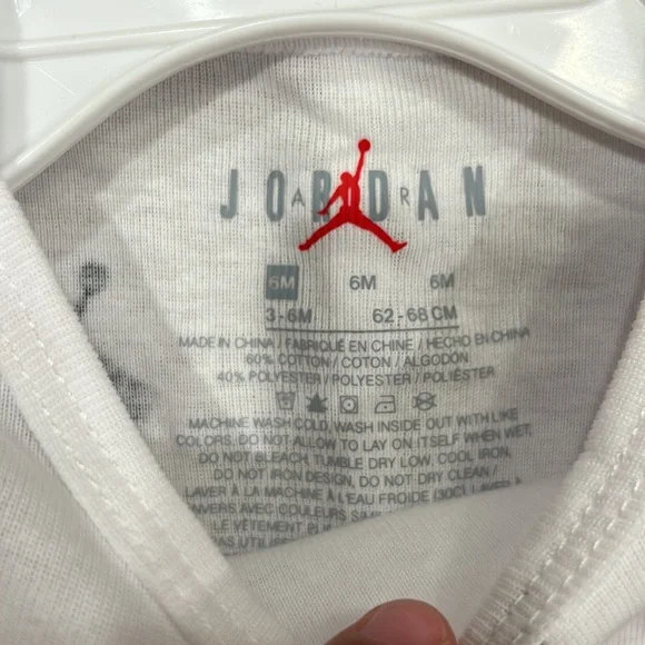 Jordan 6M 2-Piece set (onesie & shirts) - Picture 5 of 6